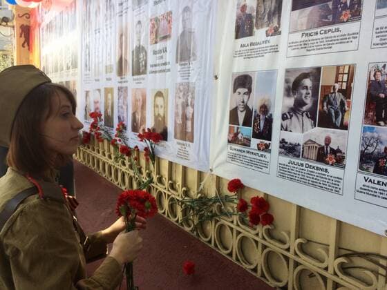 MEXICO CITY, MEXICO - MAY 6, 2017: The unveiling of Memory Wall as part of an Immortal Regiment memorial event marking the 72nd anniversary of the Victory over Nazi Germany in the Second World War, outside the Russian Embassy in Mexico. Ivan Valyuk TASS  TS04AE0F