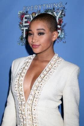 May 6, 2017 - Los Angeles, CA, USA - LOS ANGELES - MAY 6: Amandla Stenberg at the Everything, Everything Premiere on the TCL Chinese 6 Theater on May 6, 2017 in Los Angeles, CA Los Angeles USA - ZUMAb170 20170506_zap_b170_011 Copyright: xKayxBlakex