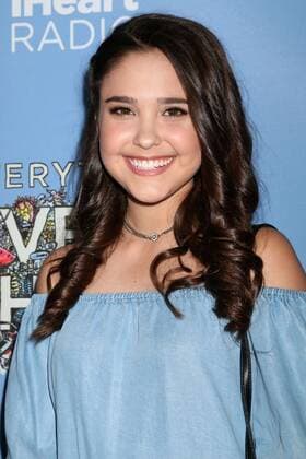 May 6, 2017 - Los Angeles, CA, USA - LOS ANGELES - MAY 6: Molly Jackson at the Everything, Everything Premiere on the TCL Chinese 6 Theater on May 6, 2017 in Los Angeles, CA Los Angeles USA - ZUMAb170 20170506_zap_b170_073 Copyright: xKayxBlakex