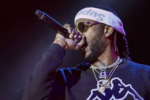 2 Chainz performs at the 2017 Beale Street Music Festival at Tom Lee Park on May 5, 2017 in Memphis, Tennessee. USA - 2017 - Beale Street Music Festival - Day 2  Copyright: xJamiexGilliamx