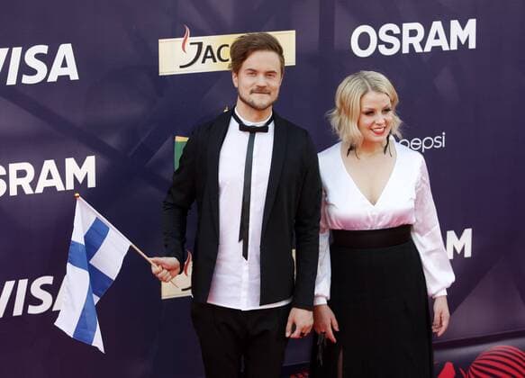May 7, 2017 - Kiev, Ukraine - Norma John duo from Finland pose poses during the Red Carpet ceremony of the Eurovision song Contest, in Kiev, 7 May, 2017. The Eurovision Song Contest (ESC) 2017 will contest consist of two semi-finals that will be held on 9 and 11 May and a grand final that will take place on 13 May at the International Exhibition Centre in Kiev. Kiev Ukraine  - ZUMAn230 20170507_zaa_n230_296 Copyright: xStrx