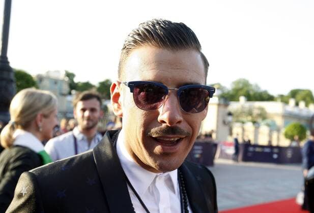 May 7, 2017 - Kiev, Ukraine - Francesco Gabbani from Italy speaks during the Red Carpet ceremony of the Eurovision song Contest, in Kiev, 7 May, 2017. The Eurovision Song Contest (ESC) 2017 will contest consist of two semi-finals that will be held on 9 and 11 May and a grand final that will take place on 13 May at the International Exhibition Centre in Kiev. Kiev Ukraine  - ZUMAn230 20170507_zaa_n230_299 Copyright: xStrx