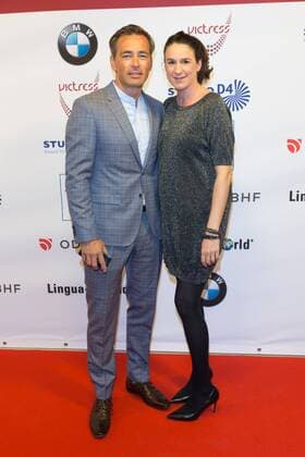 Jan Sosniok mit Ehefrau Nadine - Victress Awards Gala 2017 in Berlin am 08.05.2017. Victress Awards Gala 2017