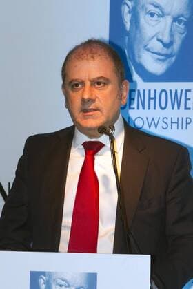 Vocento s Editorial Director Benjamin Lana speaks during the awarding ceremony of the Spanish Association Eisenhower Fellows First Amendment Award at the Cervantes Institute in New York, United States, 08 May 2017. HISPANIC JOURNALISTS, GRUPO VOCENTO AND CNN RECEIVE EISENHOWER FELLOWS AWARDS !ACHTUNG: NUR REDAKTIONELLE NUTZUNG!  Copyright: xMiguelxRajmilx NYC001 20170509-636298873735110040