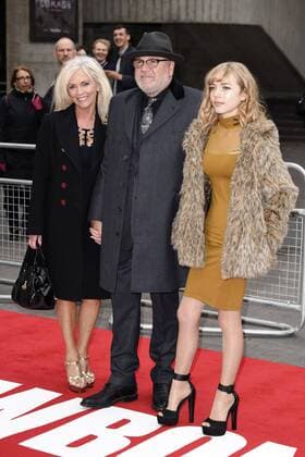 Ray Winstone mit Gattin Elaine und Tochter Ellie Rae Winstone bei der Premiere des Kinofilms Jawbone im BFI Southbank. London, 08.05.2017 Ray Winstone mit Gattin Elaine, Ellie Rae Winstone  Foto:xS.xVasx xFuturexImage