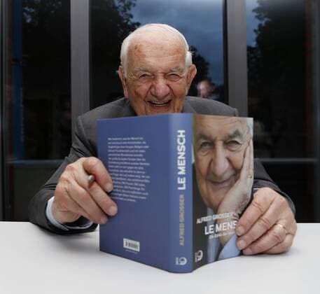 Bilder des Tages Buchvorstellung GER, Berlin,20170508, Buchvorstellung von Alfred Grosser, geboren am 01. Februar 1925 in Frankfurt am Main, deutsch-französischer Publizist, Autor, Soziologe und Politikwissenschaftler, Buchvorstellung, Le Mensch, die Ethik der Identitäten