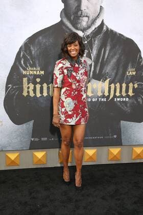 Aisha Tyler bei der King Arthur: Legend of the Sword Film Premiere am 8.05.2017 in Los Angeles King Arthur: Legend of the Sword Filmpremiere in Los Angeles, 2017 