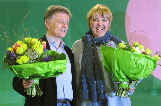 Parteitag Gruene : Die Vorstandssprecher Fritz Kuhn und Claudia Roth, Stuttgart, 10.03.2001, Stuttgart Deutschland Copyright: xNicolexMaskusx