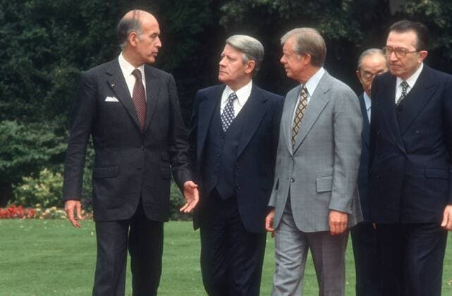 Bundeskanzler Helmut Schmmidt, SPD, mit den Ministerpraesidenten von Italien, Giulio Andreotti, und Frankreich, Valery Giscard d Estaing sowie US-Praesident Carter im Rahmen des Weltwirtschaftsgipfel im Juli 1978 in Bonn, Bonn Deutschland Copyright: xThomasxImox