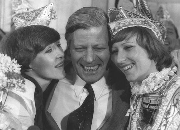 Bundeskanzler Helmut Schmidt verzichtete wegen der ernsten Weltlage darauf, Karneval im Kanzleramt zu feiern. Bonn den 07.02.1980, Bonn Deutschland Copyright: xThomasxImox