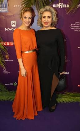 Österreichischer Parfumpreis - Duftstars 2017 Wien, Aula, 09. 05. 2017 Mirjam WEICHSELBRAUN, Bigitte KARNER
