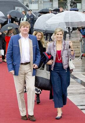 10-05-2017 Norway King Willem-Alexander and Queen Maxima and Princess Beatrix and Princess Mabel arrive for a lunch at the Royal Yacht, Norge, to celebrate the 80th birthdays of King Harald V and Queen Sonja in Oslo.  Copyright: xppe nieboerx