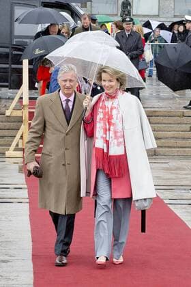 10-05-2017 Norway Royal guests arrive for a lunch at the Royal Yacht, Norge, to celebrate the 80th birthdays of King Harald V and Queen Sonja in Oslo. King Filip and Queen Mathilde  Copyright: xppe nieboerx
