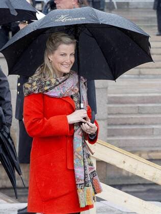 10-05-2017 Norway Royal guests arrive for a lunch at the Royal Yacht, Norge, to celebrate the 80th birthdays of King Harald V and Queen Sonja in Oslo. Sophie, countess of Wessex  Copyright: xppe nieboerx