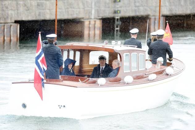 Norwegian King Harald V and Queen Sonja attend a luncheon to celebrate King Harald V and Queen Sonja s 80th birthdays at the Royal Yacht Norway in Oslo on May 5, 2017.  LON20170510101 RUNExHELLESTAD