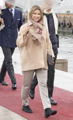 10-05-2017 Norge Royals leaving the Royal Yacht, Norge, to celebrate the 80th birthdays of King Harald V and Queen Sonja in Oslo. Princess Martha Louise (c) PPE Nieboer Oslo Norway  Copyright: xppe nieboerx