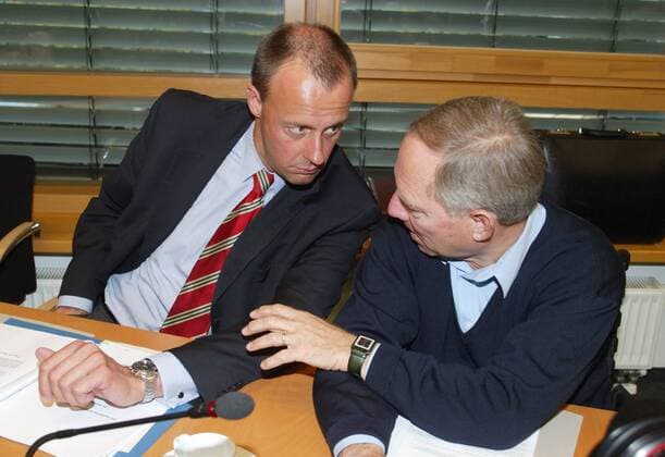 Friedrich Merz (l), CDU , stellvertretender CDU CSU-Fraktionsvorsitzender , und Wolfgang Schaeuble . Berlin , 03.11.2003 , Berlin Deutschland Copyright: xThomasxKoehlerx