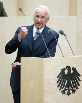 Bundesrat . Rede Edmund Stoiber , CSU , Ministerpraesident von Bayern . Berlin , 07.11.2003 , Berlin Deutschland Copyright: xThomasxKoehlerx