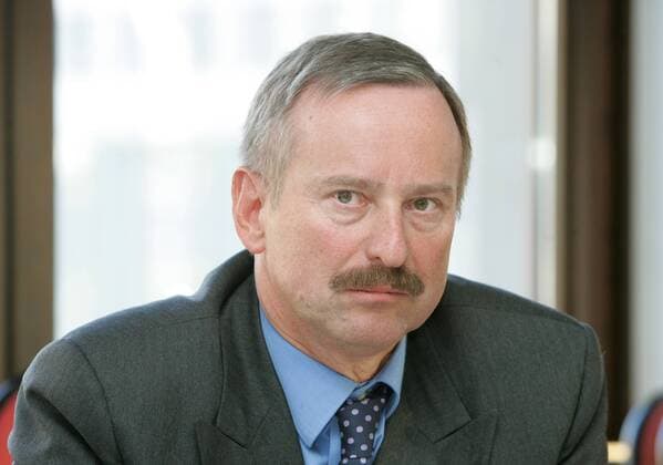 Siim KALLAS , Vizepraesident der EU-Kommission zustaendig fuer Administrative Angelegenheiten , Audits und Betrugsbekaempfung , Berlin , 08.02.2005 , Berlin Deutschland Copyright: xThomasxKxoxexhxlxxexr photothek.x