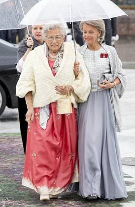 10-05-2017 Norway Guests arrive fort he banquet at the Opera House to celebrate the 80th birthdays of King Harald V and Queen Sonja at Akershus Castle. Astrid (c) PPE Nieboer OSLO NORWAY  Copyright: xPPE NIEBOERx