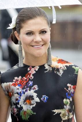 10-05-2017 Norway Guests arrive fort he banquet at the Opera House to celebrate the 80th birthdays of King Harald V and Queen Sonja at Akershus Castle. Princess Victoria (c) PPE Nieboer OSLO NORWAY  Copyright: xPPE NIEBOERx