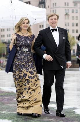 10-05-2017 Norway Guests arrive fort he banquet at the Opera House to celebrate the 80th birthdays of King Harald V and Queen Sonja at Akershus Castle. King Willem-Alexander and Queen Maxima (c) PPE Nieboer OSLO NORWAY  Copyright: xPPE NIEBOERx