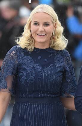 Norwegian Crown Princess Mette- Marit attends a gala banquet to celebrate King Harald V and Queen Sonja s 80th birthdays at the Opera House in Oslo on May 5, 2017.  LON20170510137 RUNExHELLESTAD