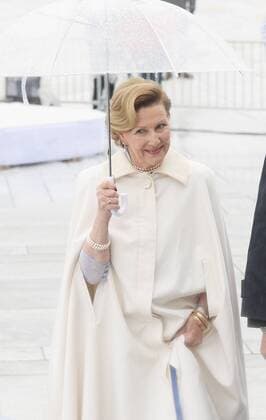 Norwegian Queen Sonja attend a gala banquet to celebrate King Harald V and Queen Sonja s 80th birthdays at the Opera House in Oslo on May 5, 2017.  LON20170510141 RUNExHELLESTAD