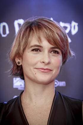 RIO DE JANEIRO, RJ - 10.05.2017: PRÉ ESTREIA DO FILME O RASTRO - Claudia Abreu, during the red carpet of the premiere of the film - O Rastro, national thriller starring Rafael Cardoso, Leandra Leal and directed by debutant director JC Feyer, at the Kinoplex of Shopping Rio Sul, Rio de Janeiro, RJ. x1318215x  AndréxHorta