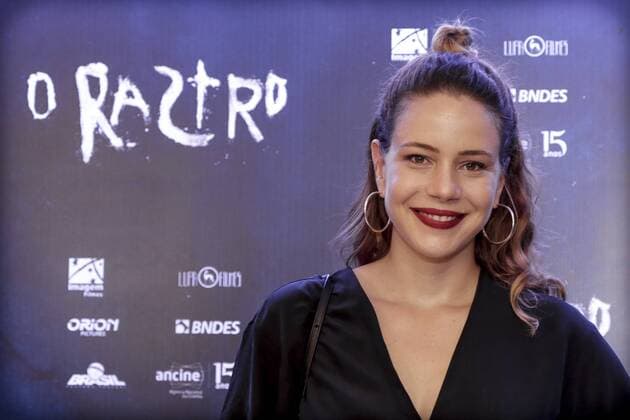 RIO DE JANEIRO, RJ - 10.05.2017: PRÉ ESTREIA DO FILME O RASTRO - Leandra, during the red carpet of the premiere of the film - O Rastro, national thriller starring Rafael Cardoso, Leandra Leal and directed by debutant director JC Feyer, at the Kinoplex Shopping Rio Sul, Rio de Janeiro, RJ. x1318232x  AndréxHorta
