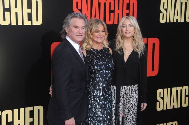 May 10, 2017 - Westwood, CA, United States - 10 May 2017 - Westwood, California - Kurt Russell, Goldie Hawn, Kate Hudson. World Premiere of Snatched held at Regency Village Theater in Westwood. Photo Credit: AdMedia Westwood United States - ZUMAa123 20170510_zaa_a123_059 Copyright: xBirdiexThompsonx