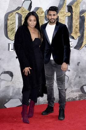 Riyad Mahrez mit Ehefrau Rita Mahrez bei der Premiere des Kinofilms King Arthur: Legend of the Sword im Empire Leicester Square. London, 10.05.2017 Riyad Mahrez mit Ehefrau Rita Mahrez  Foto:xS.xVasx xFuturexImage