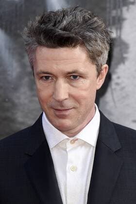 Aiden Gillen bei der Premiere des Kinofilms King Arthur: Legend of the Sword im Empire Leicester Square. London, 10.05.2017 Aiden Gillen  Foto:xS.xVasx xFuturexImage