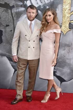Guy Ritchie mit Ehefrau Jacqui Ainsley bei der Premiere des Kinofilms King Arthur: Legend of the Sword im Empire Leicester Square. London, 10.05.2017 Guy Ritchie, Jacqui Ainsley  Foto:xS.xVasx xFuturexImage