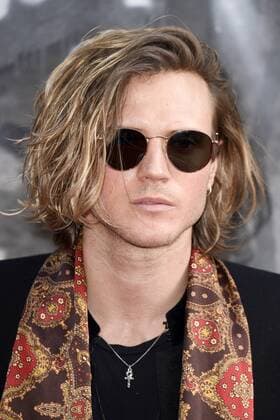 Dougie Poynter bei der Premiere des Kinofilms King Arthur: Legend of the Sword im Empire Leicester Square. London, 10.05.2017 Dougie Poynter  Foto:xS.xVasx xFuturexImage