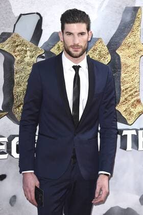 Ryan Barrett bei der Premiere des Kinofilms King Arthur: Legend of the Sword im Empire Leicester Square. London, 10.05.2017 Ryan Barrett  Foto:xS.xVasx xFuturexImage