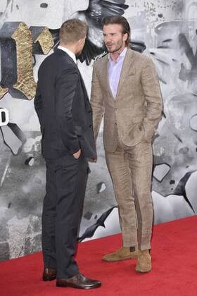 Charlie Hunnam und David Beckham bei der Premiere des Kinofilms King Arthur: Legend of the Sword im Empire Leicester Square. London, 10.05.2017 Charlie Hunnam, David Beckham  Foto:xS.xVasx xFuturexImage