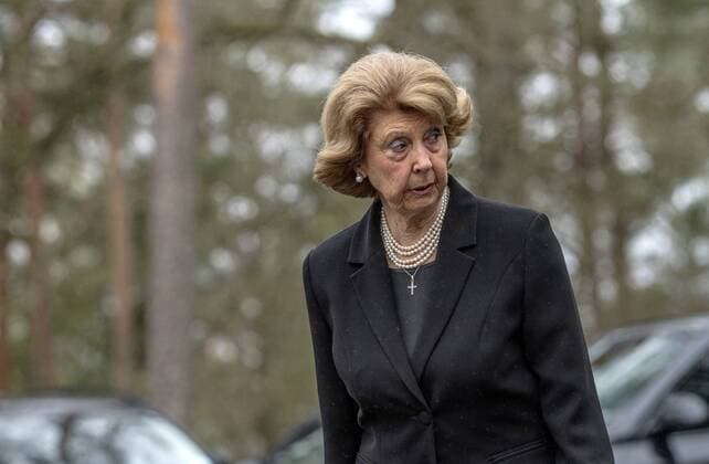 20170511 Sollebrunn Erska kyrka Niclas SilfverschiöldÂ s begravning Prinsessan Desiree FOTO JOACHIM NYWALL KOD0520002  - KP0520002