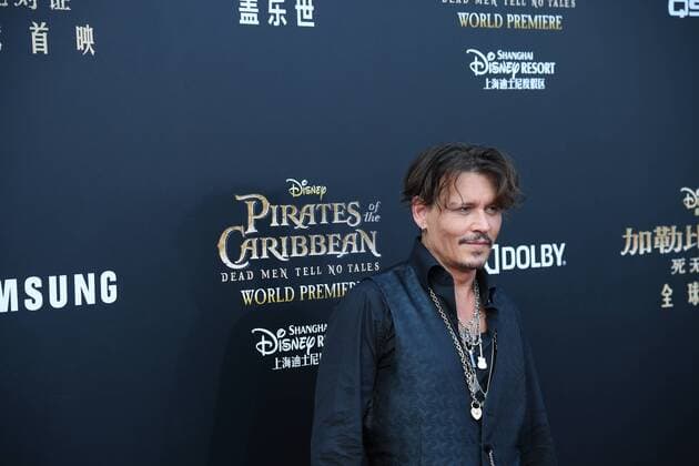 SHANGHAI, CHINA - MAY 11: American actor Johnny Depp attends the premiere of film Pirates of the Caribbean: Dead Men Tell No Tales at Shanghai Disneyland Park on May 11, 2017 in Shanghai, China  Copyright: xVCGx CFP6111100348772