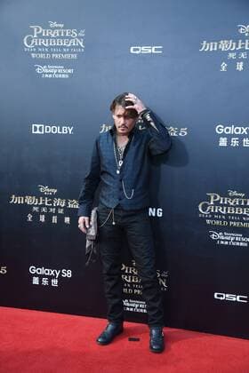 SHANGHAI, CHINA - MAY 11: American actor Johnny Depp attends the premiere of film Pirates of the Caribbean: Dead Men Tell No Tales at Shanghai Disneyland Park on May 11, 2017 in Shanghai, China  Copyright: xVCGx CFP9111100348779