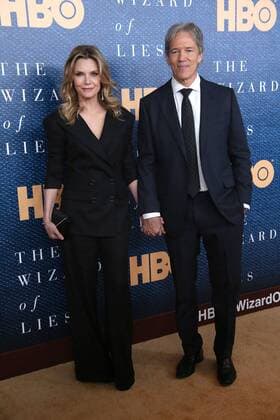 May 11, 2017 - New York, N.Y, USA - MICHELLE PFEIFFER, DAVID E. KELLEY attend the HBO Films presentation of The Wizard of Lies New York Premiere.The Museum of Modern Art- NYC.May 11, 2017.Photos by , Globe Photos Inc. New York USA - ZUMAms4_ 20170511_zaa_ms4_003 Copyright: xSoniaxMoskowitzx