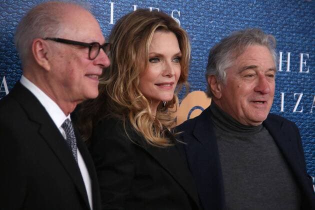 May 11, 2017 - New York, N.Y, USA - BARRY LEVINSON, MICHELLE PFEIFFER , ROBERT DE NIRO attend the HBO Films presentation of The Wizard of Lies New York Premiere.The Museum of Modern Art- NYC.May 11, 2017.Photos by , Globe Photos Inc. New York USA - ZUMAms4_ 20170511_zaa_ms4_010 Copyright: xSoniaxMoskowitzx