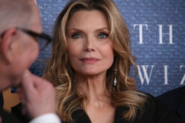 May 11, 2017 - New York, N.Y, USA - MICHELLE PFEIFFER attends the HBO Films presentation of The Wizard of Lies New York Premiere.The Museum of Modern Art- NYC.May 11, 2017.Photos by , Globe Photos Inc. New York USA - ZUMAms4_ 20170511_zaa_ms4_014 Copyright: xSoniaxMoskowitzx