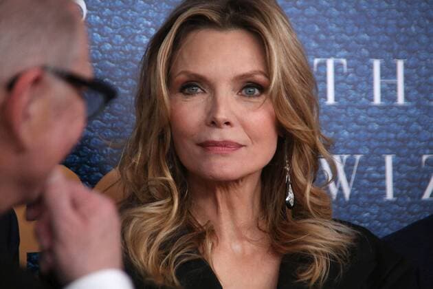 May 11, 2017 - New York, N.Y, USA - MICHELLE PFEIFFER attends the HBO Films presentation of The Wizard of Lies New York Premiere.The Museum of Modern Art- NYC.May 11, 2017.Photos by , Globe Photos Inc. New York USA - ZUMAms4_ 20170511_zaa_ms4_015 Copyright: xSoniaxMoskowitzx