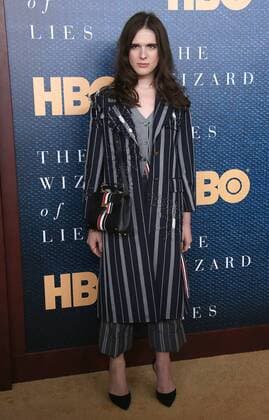 May 11, 2017 - New York, N.Y, USA - HARI NEF attends the HBO Films presentation of The Wizard of Lies New York Premiere.The Museum of Modern Art- NYC.May 11, 2017.Photos by , Globe Photos Inc. New York USA - ZUMAms4_ 20170511_zaa_ms4_026 Copyright: xSoniaxMoskowitzx