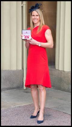 . 12 05 2017. London, United Kingdom. Investitures at Buckingham Palace. Chay (Christa) Cullen, hockey player awarded an MBE by the Duke of Cambridge at the Investiture ceremony at Buckingham Palace.  xPetexMaclainex xi-Imagesx IIM-15106-0040