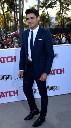 Cast member Zac Efron attends the US premiere of the motion picture Baywatch in Lummus Park, Miami Beach, Florida, May 13, 2017. The movie is a remake of the TV series that ran from 1989-2001.  MIA20170513123 GARYxIxROTHSTEIN