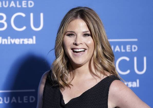 Jenna Bush Hager arrives on the red carpet at the 2017 NBCUniversal Upfront at Radio City Music Hall on May 15, 2017 in New York City.  NYP20170515101 JOHNxANGELILLO