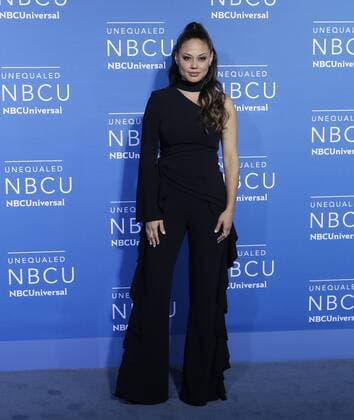 Vanessa Lachey arrives on the red carpet at the 2017 NBCUniversal Upfront at Radio City Music Hall on May 15, 2017 in New York City.  NYP20170515159 JOHNxANGELILLO