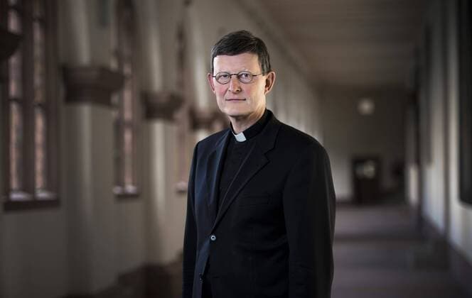 Der Erzbischof von Berlin, Rainer Maria Kardinal Woelki, bei einem Portraittermin, Fulda, 26.09.2013. Fulda Deutschland Copyright: xMichaelxGottschalkx